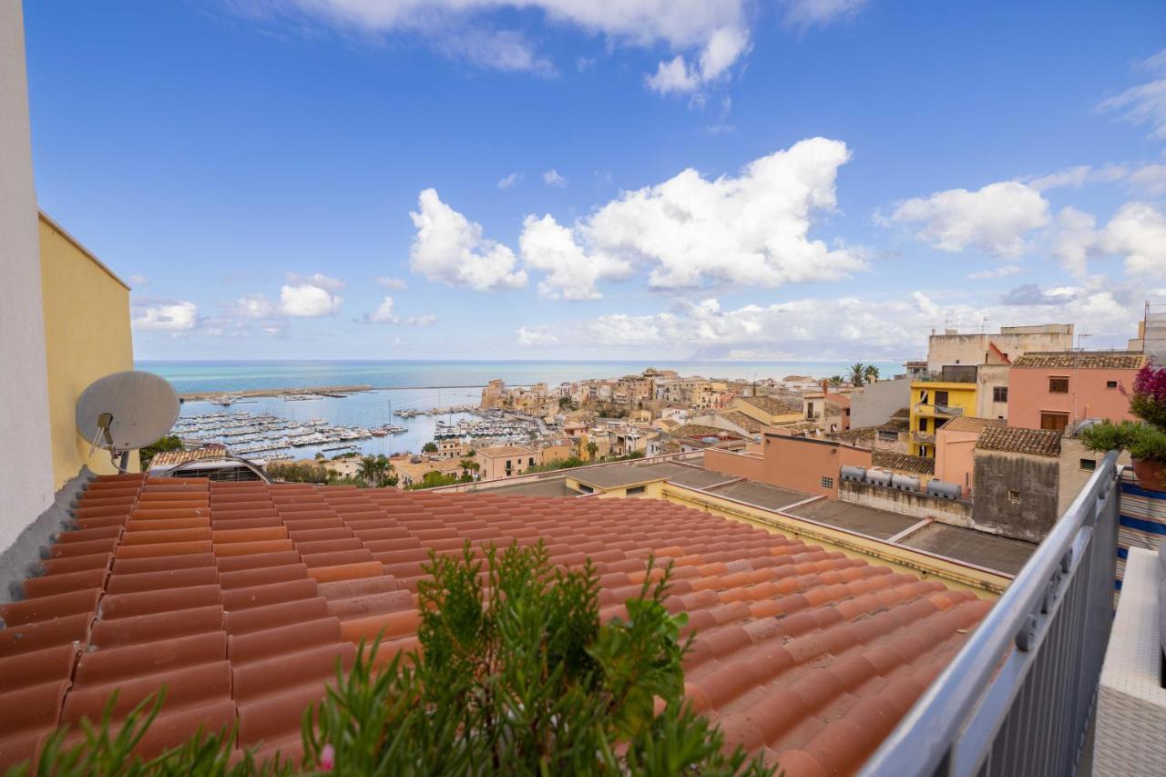 Appartamenti Centro Storico Milazzo Annarita كاستيلاّماري ديل غو المظهر الخارجي الصورة