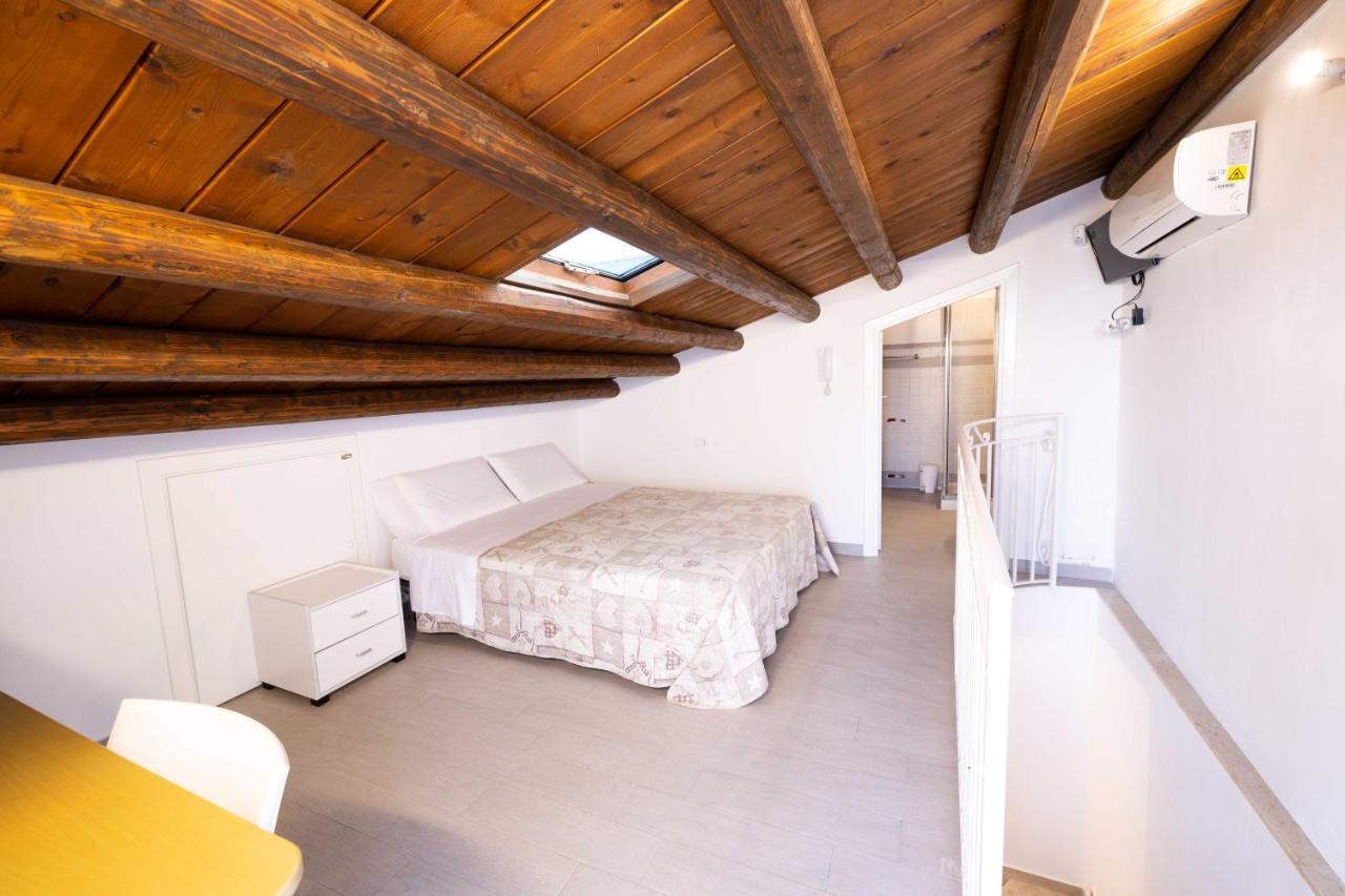 Appartamenti Centro Storico Milazzo Annarita كاستيلاّماري ديل غو المظهر الخارجي الصورة
