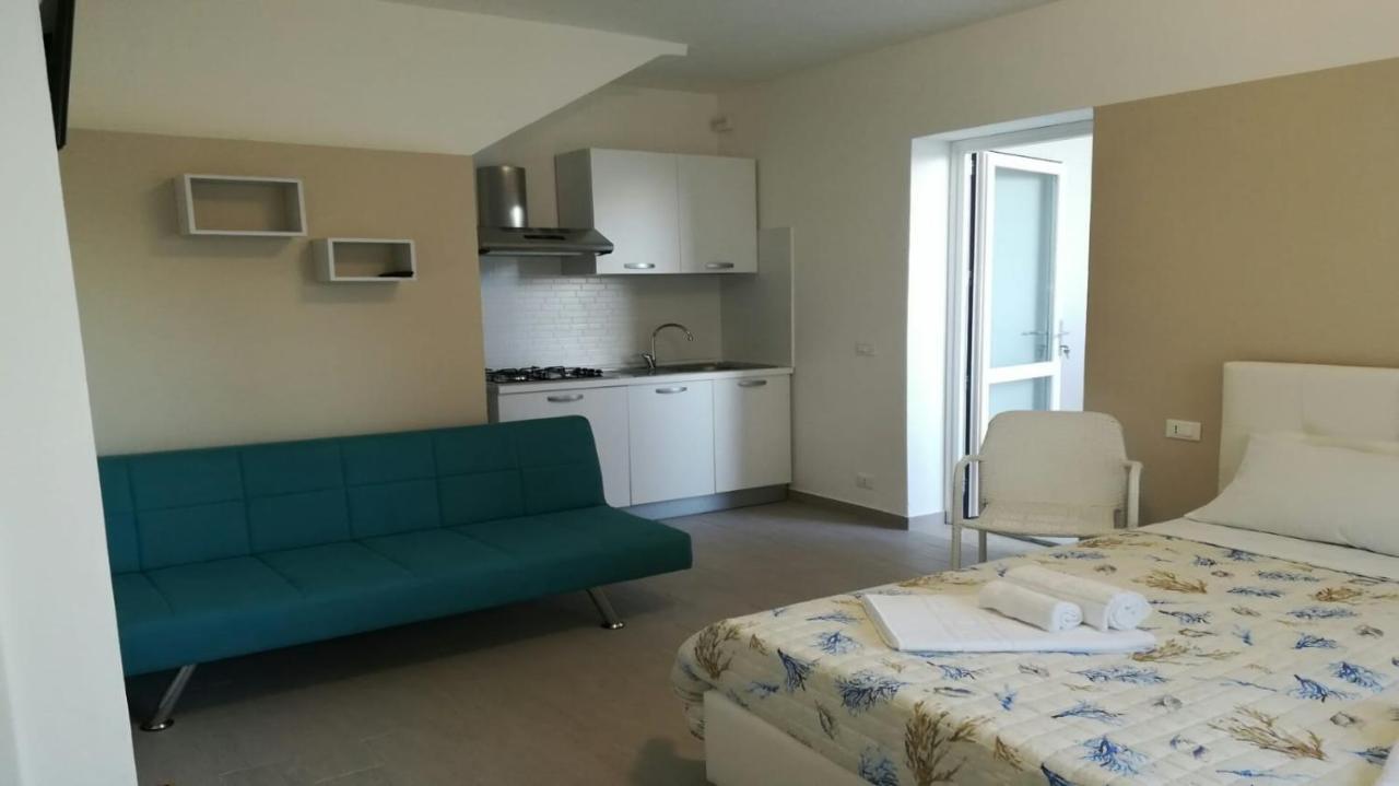 Appartamenti Centro Storico Milazzo Annarita كاستيلاّماري ديل غو المظهر الخارجي الصورة